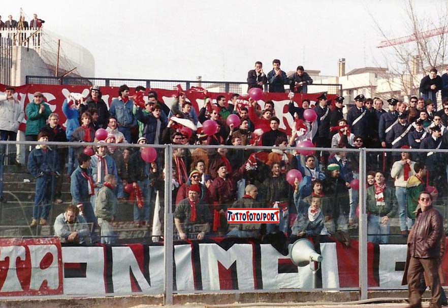 Serie B: Barletta-Ancona 1988/1989 (1-0) - TuttoFotoSport